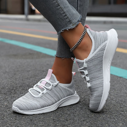 Ultraleichte und atmungsaktive Sportschuhe