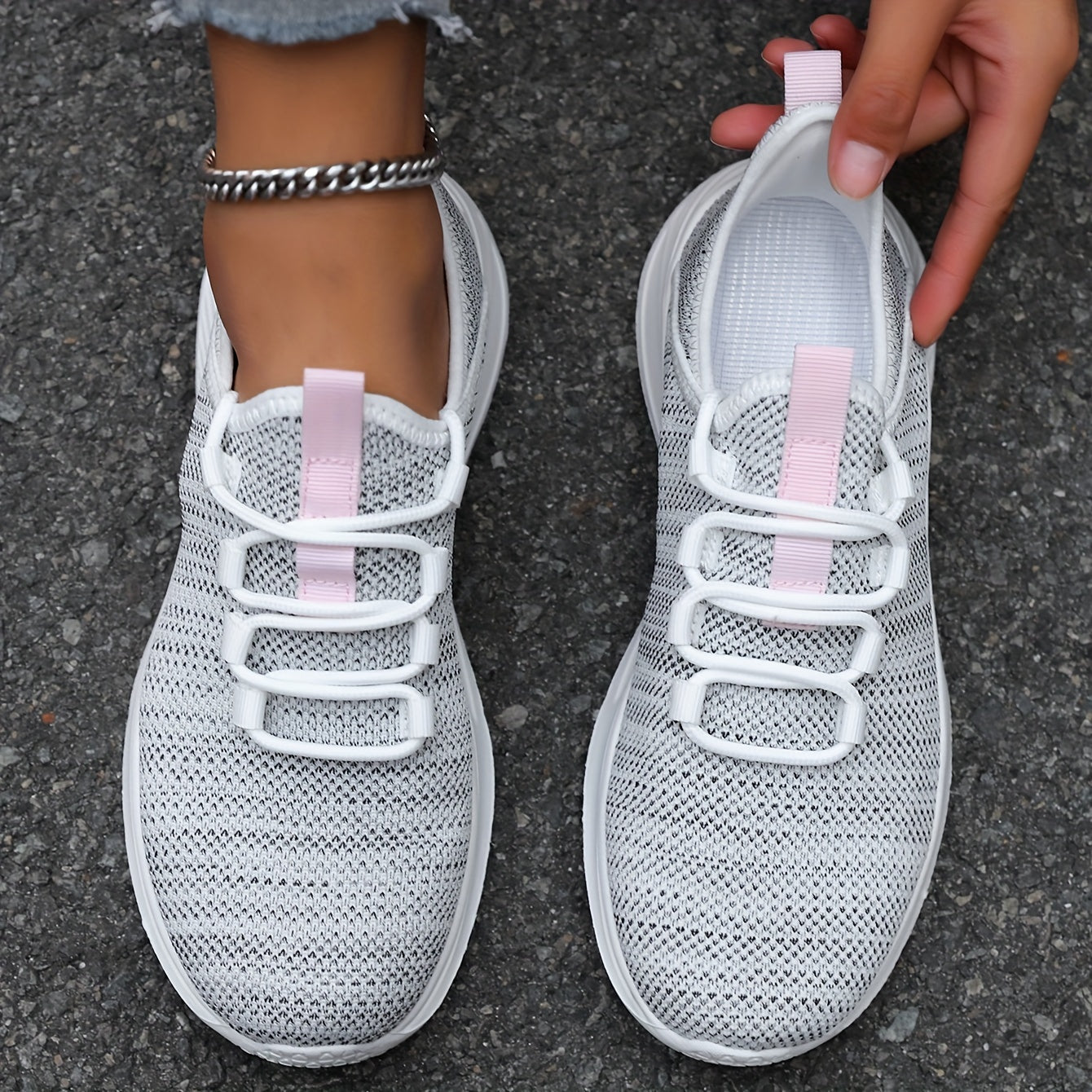 Ultraleichte und atmungsaktive Sportschuhe
