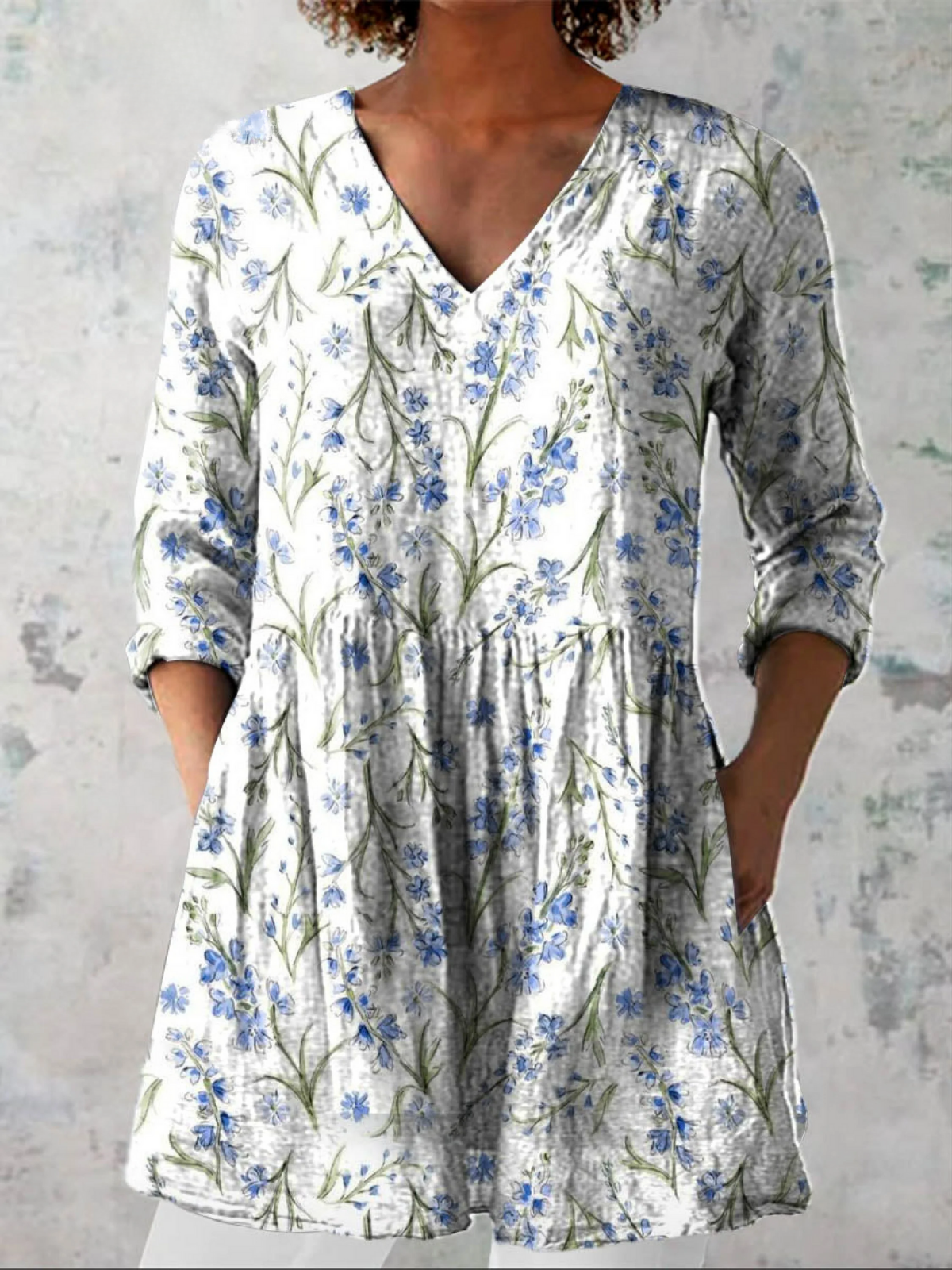 Kara | Lange Bluse mit V-Ausschnitt