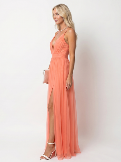 Tia | Maxikleid mit tiefem V-Ausschnitt und Falten