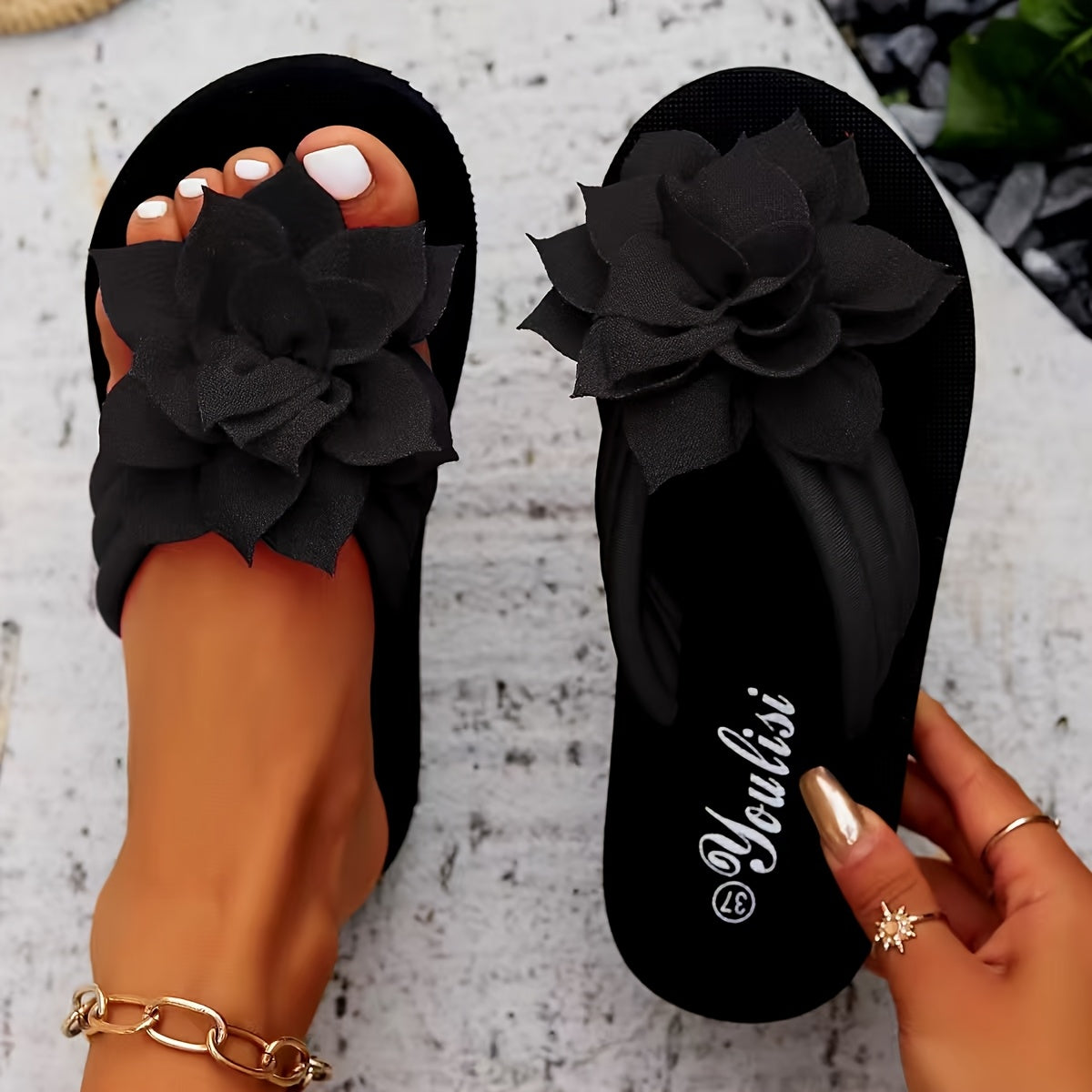 Elegante Sandalen mit Blumen