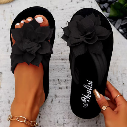 Elegante Sandalen mit Blumen