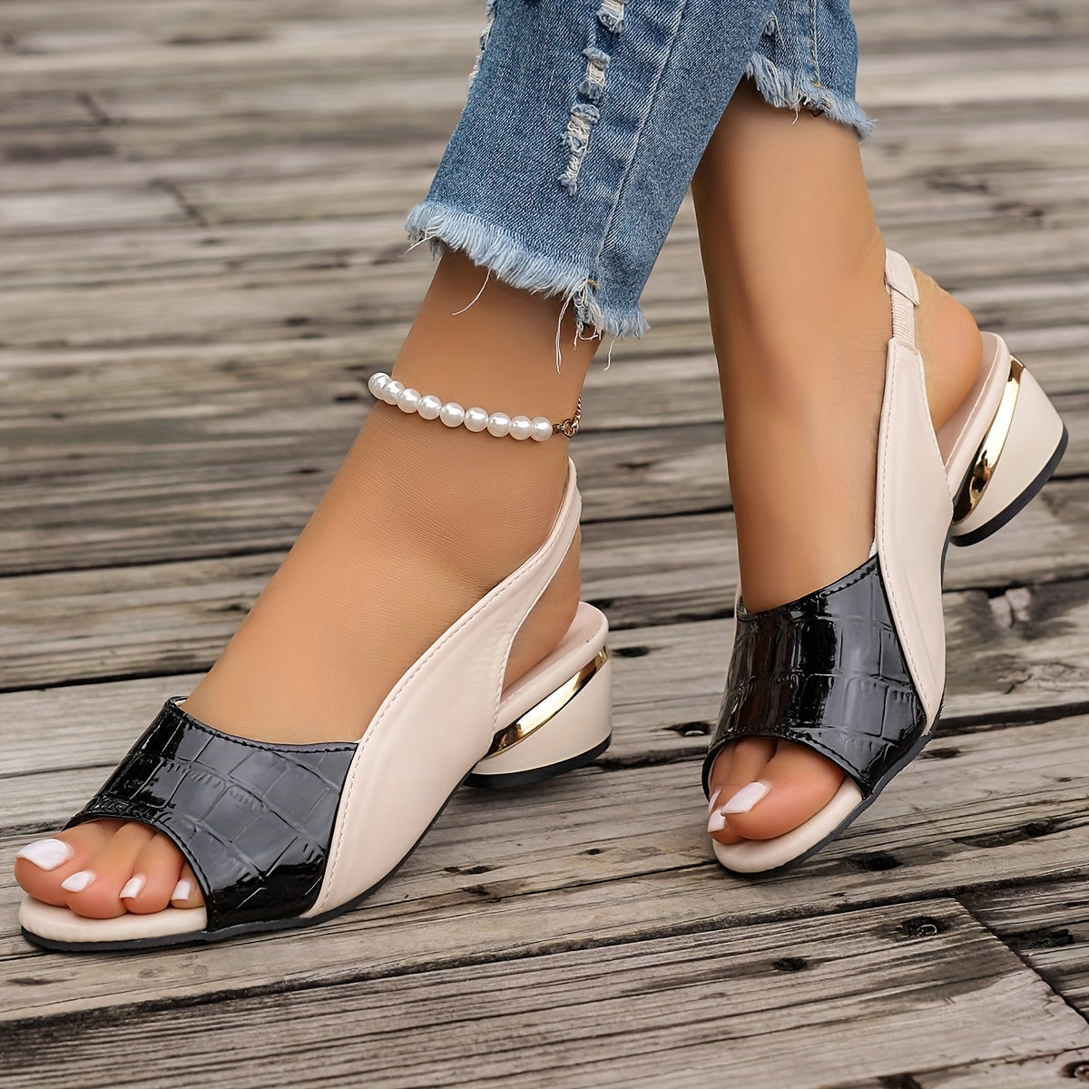 Elegante und Bequeme Sandalen