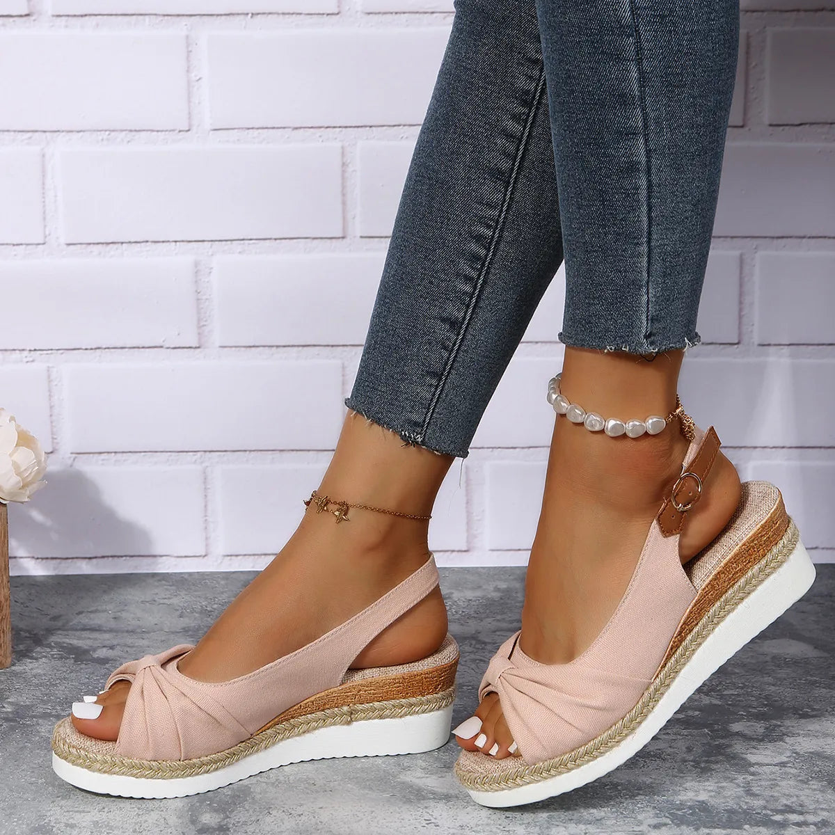 Elegante und Bequeme Sandalen